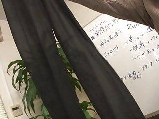 Versaute Schlampe wird von hinten gefickt